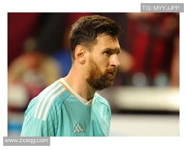 超一流足球球星盘点：梅西C罗内马尔等顶级球员的传奇生涯与辉煌成就